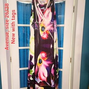Avenue long dress